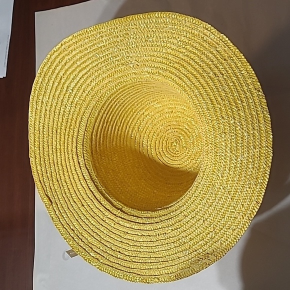 Women's Kentucky Derby or Church Hat - Picture 4 of 7